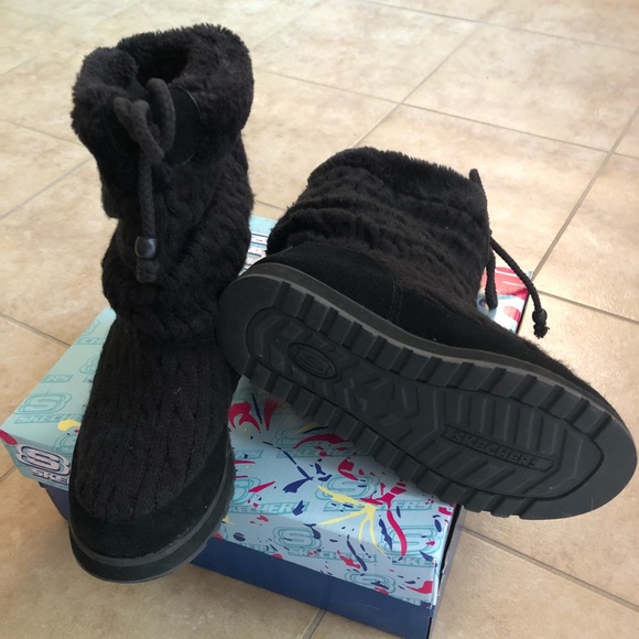 Skechers' Keepsakes Knit boots size 6 - Picture 3 of 6